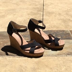Toms Black Wedges. Size 7.5